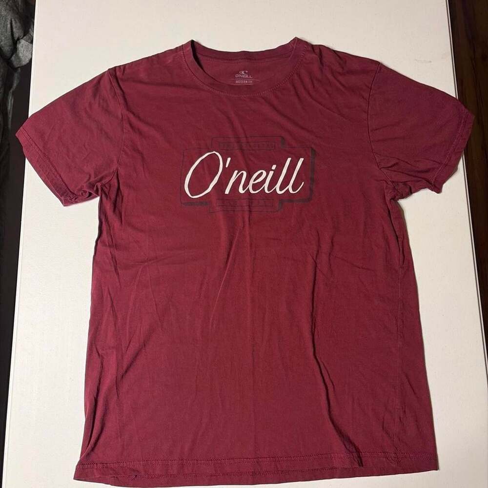 O'Neill Men's Burgundy T-shirt